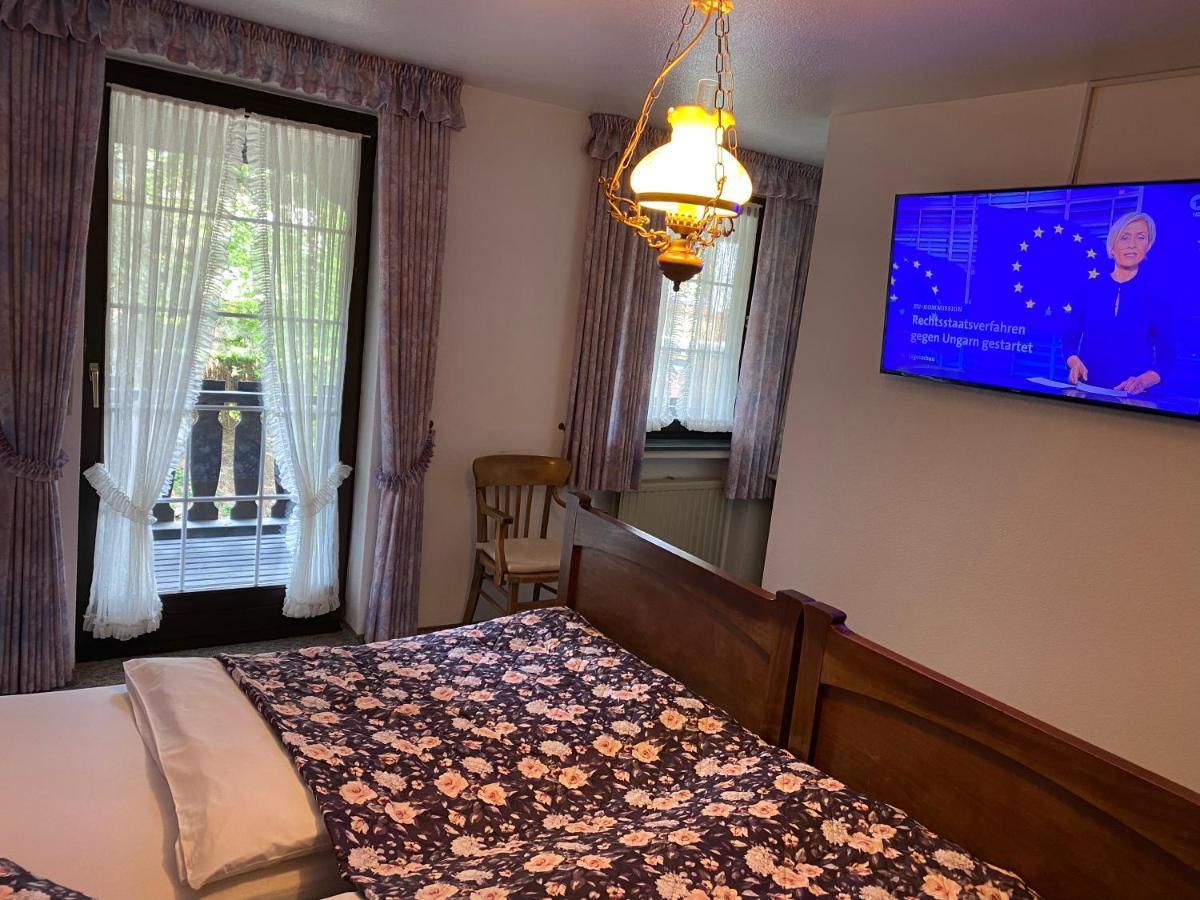 Hotel Zur Post Dabringhausen - Contactless Self Check-In Wermelskirchen Exterior foto